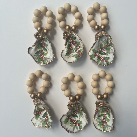 Set of 6 Decoupaged Oyster Shell Napkin Rings, Holly - Picture 5 of 12